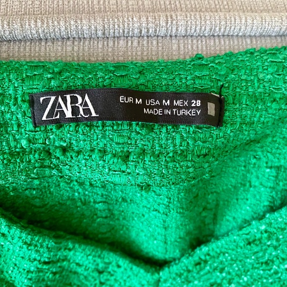 Zara Set - Picture 6 of 7